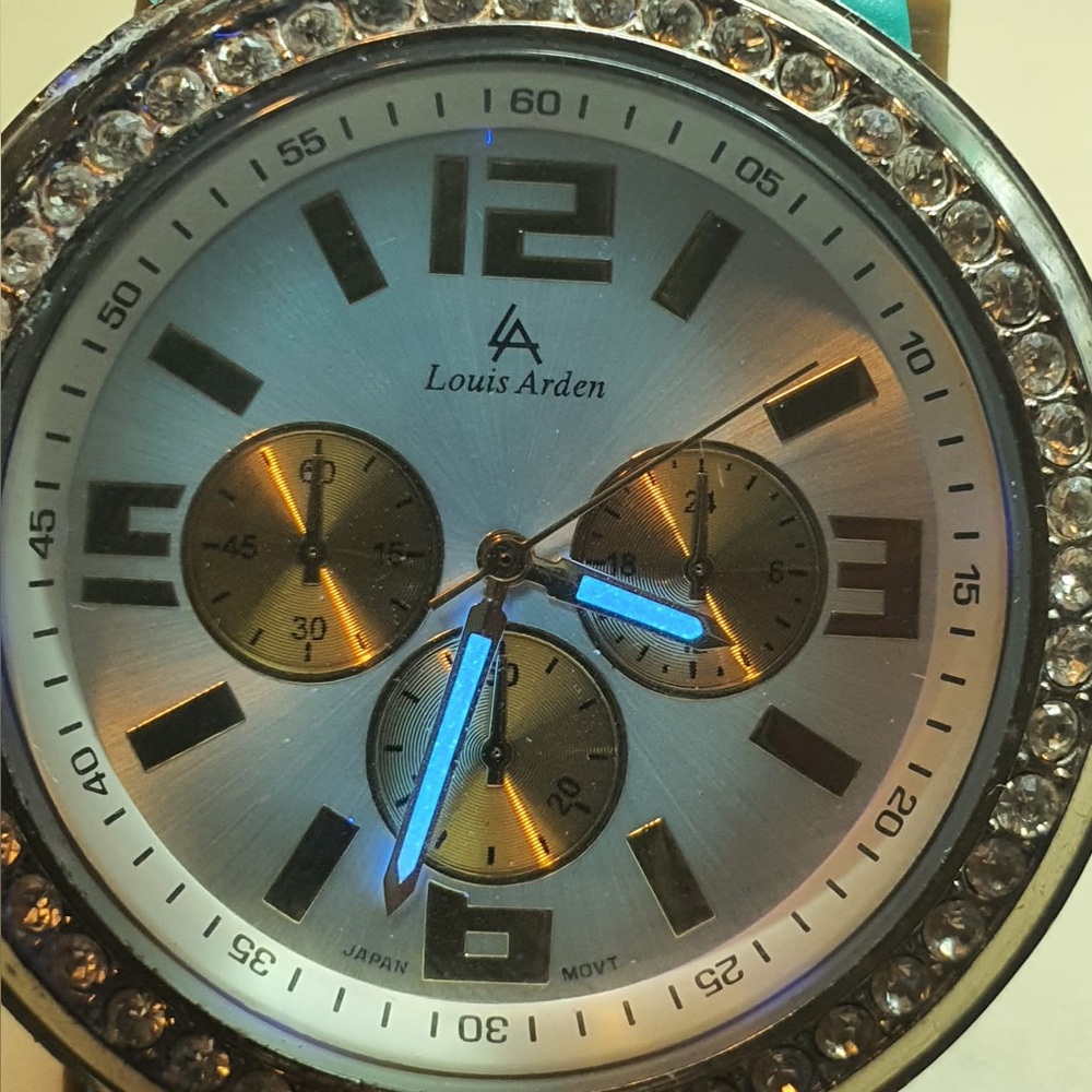 Louis Arden #LA7053 Sulver /Goldtone Rhinestone Silicone Women's Watch
